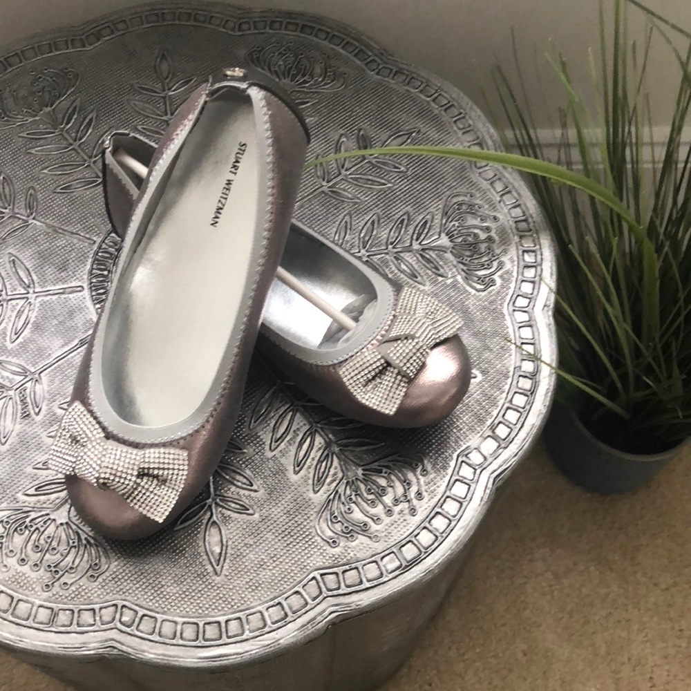 NEW Stuart Weitzman metallic ballet flats, size 2